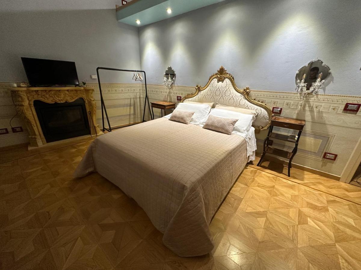 In Centro Lovely Home ルッカ エクステリア 写真