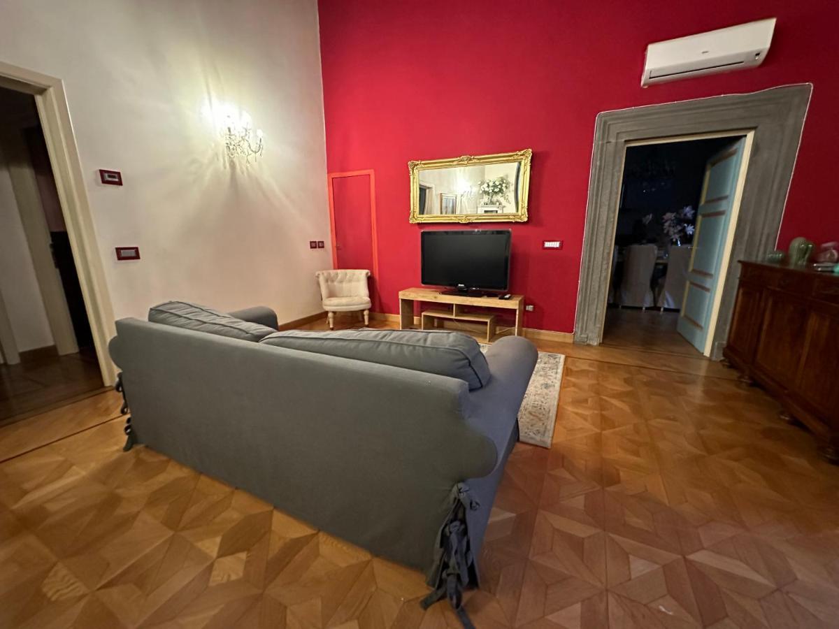 In Centro Lovely Home ルッカ エクステリア 写真