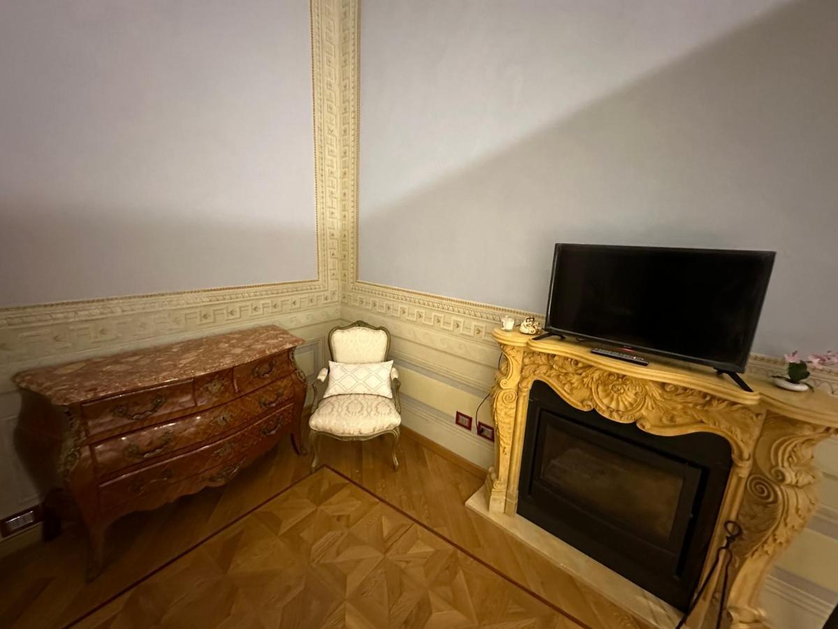 In Centro Lovely Home ルッカ エクステリア 写真