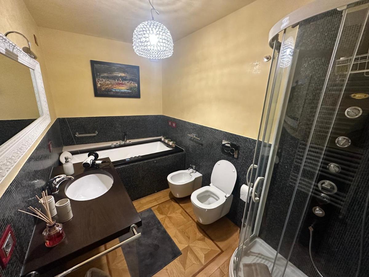 In Centro Lovely Home ルッカ エクステリア 写真